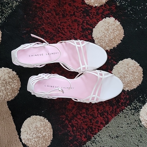 Chinese Laundry white strappy heels - Picture 1 of 5